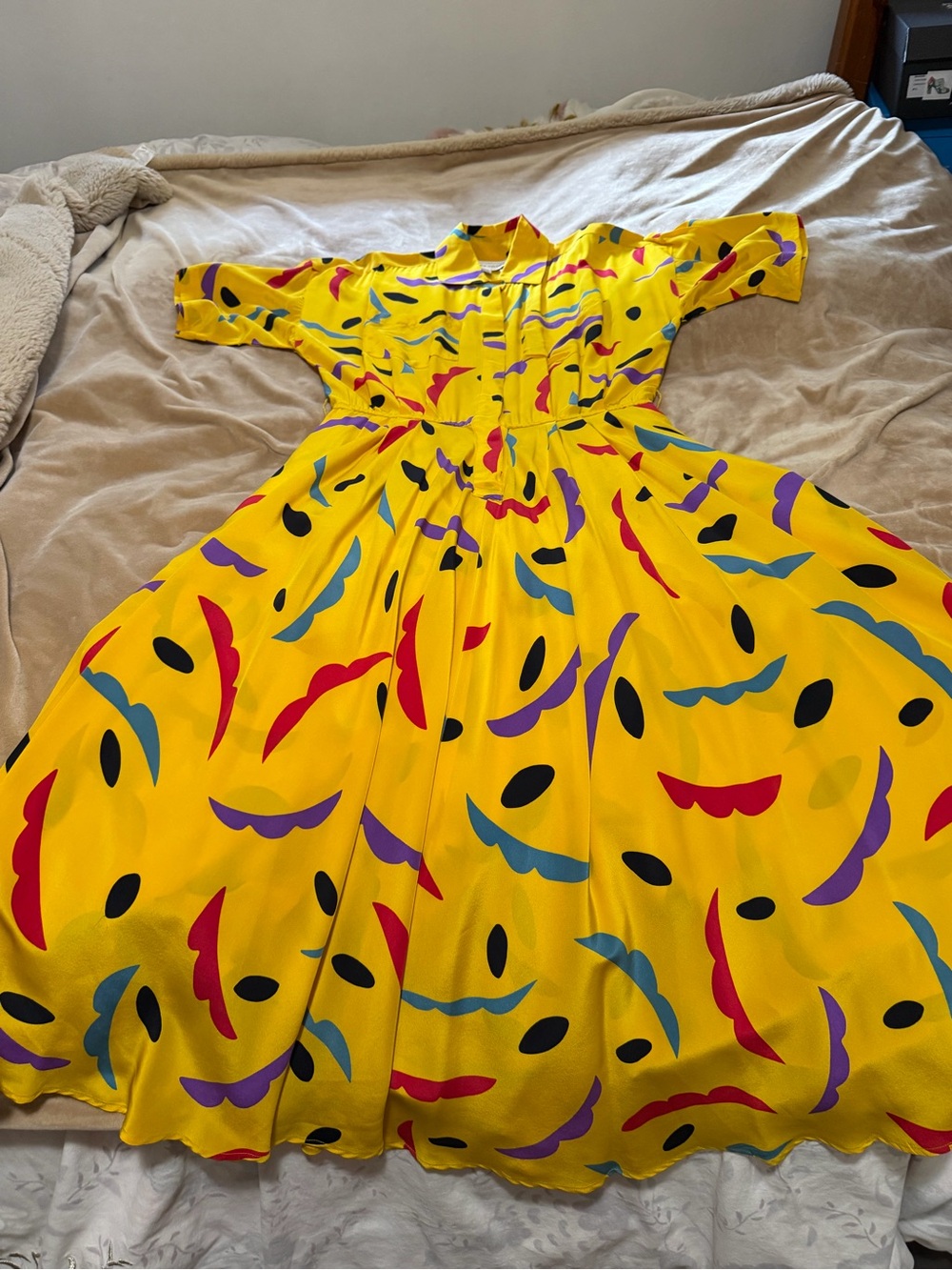 Silk Studio 1989’s Bright Yellow Multicolor Print  Dress Woden’s Medium